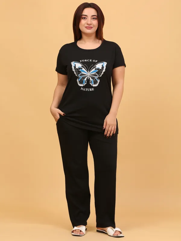 WOMEN_SHORT_TSHIRT_FORCE_(BLACK)_LOWER(BLACK)