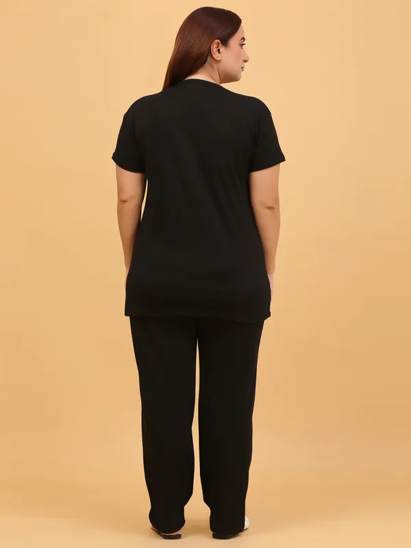 WOMEN_SHORT_TSHIRT_FORCE_(BLACK)_LOWER(BLACK)