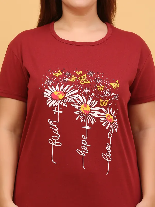 WOMEN_SHORT_TSHIRT_FAITH_HOPE_LOVE(MAROON)_LOWER(GREY)