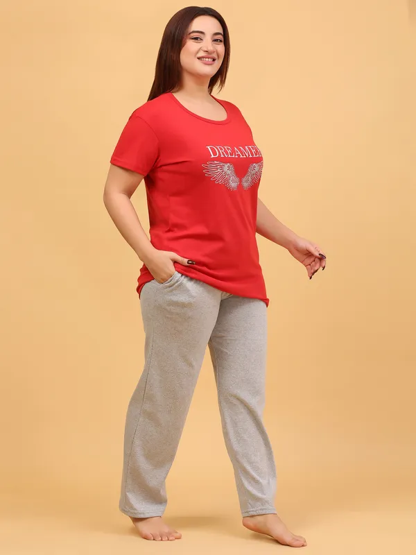 WOMEN_SHORT_TSHIRT_DREAMER(RED)_LOWER(GREY)