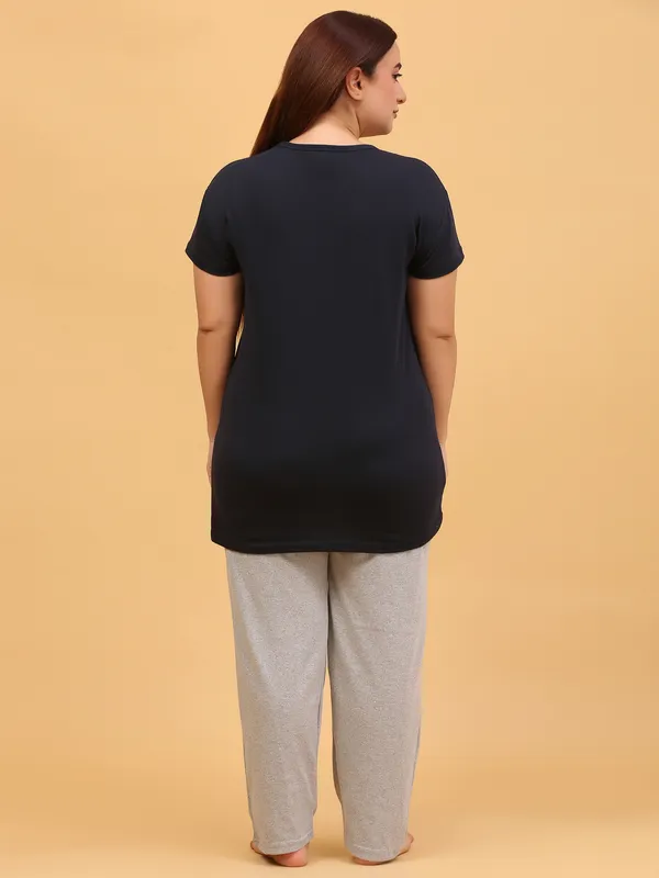 WOMEN_SHORT_TSHIRT_BORN(BLACK)_LOWER(GREY)