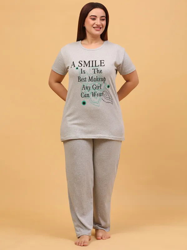 WOMEN_SHORT_TSHIRT_A_SMILE_(GREY)_LOWER(GREY)