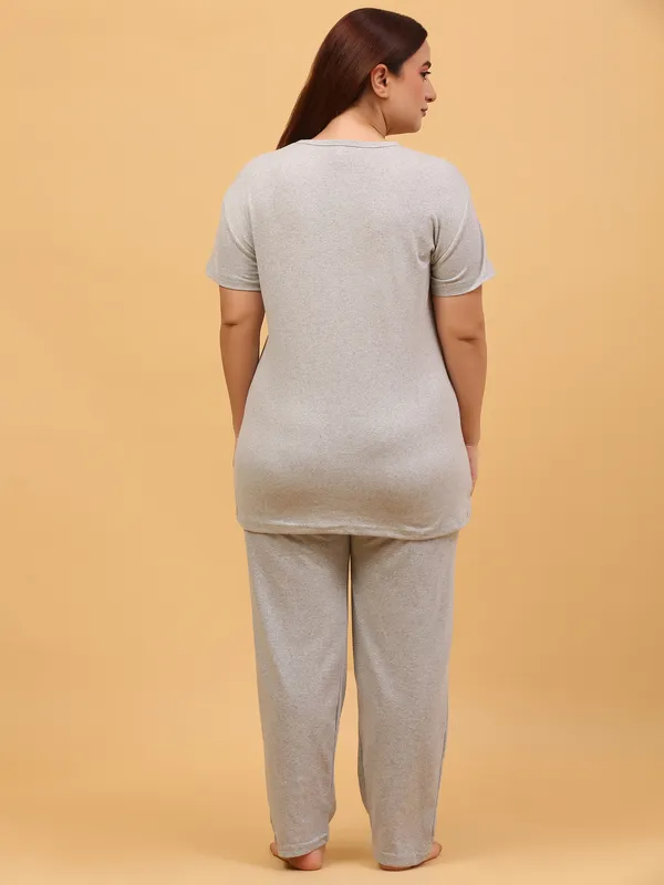 WOMEN_SHORT_TSHIRT_A_SMILE_(GREY)_LOWER(GREY)