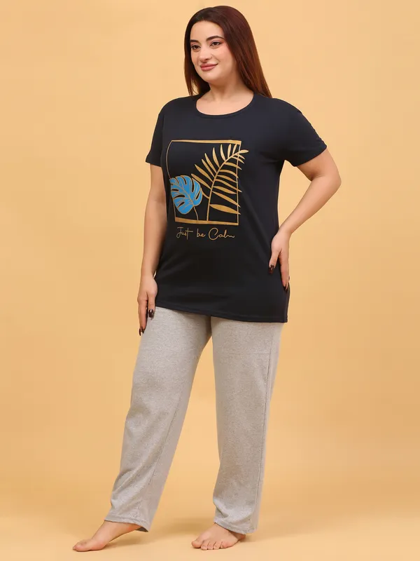 WOMEN_SHORT_TSHIRT_LEAF_(NAVY)_LOWER(GREY)