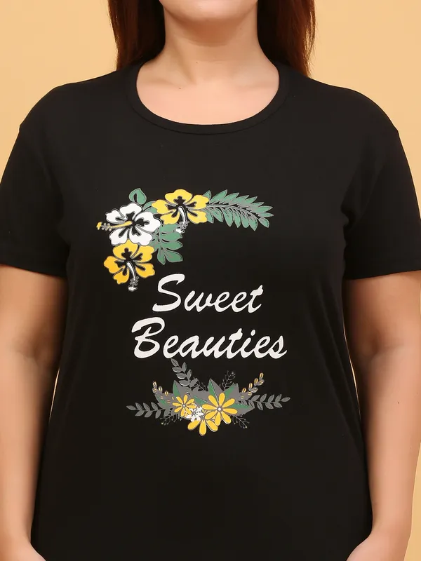 WOMEN_SHORT_TSHIRT_SWEET_(BLACK)_LOWER(GREY)