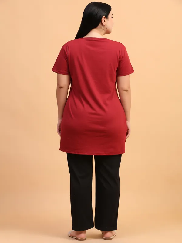 WOMEN_LONG_TSHIRT_FAITH_HOPE_LOVE(MAROON)_LOWER(BLACK)
