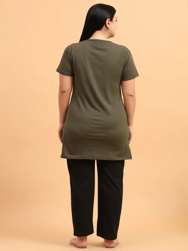 WOMEN_LONG_TSHIRT_GOOD_THINGS(OLIVE)_LOWER(BLACK)