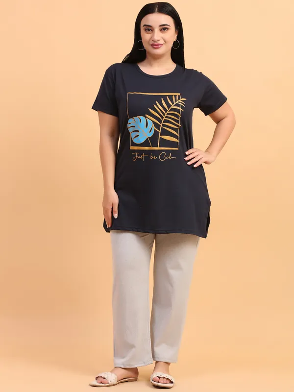 WOMEN_LONG_TSHIRT_LEAF_(NAVY)_LOWER(BLACK)