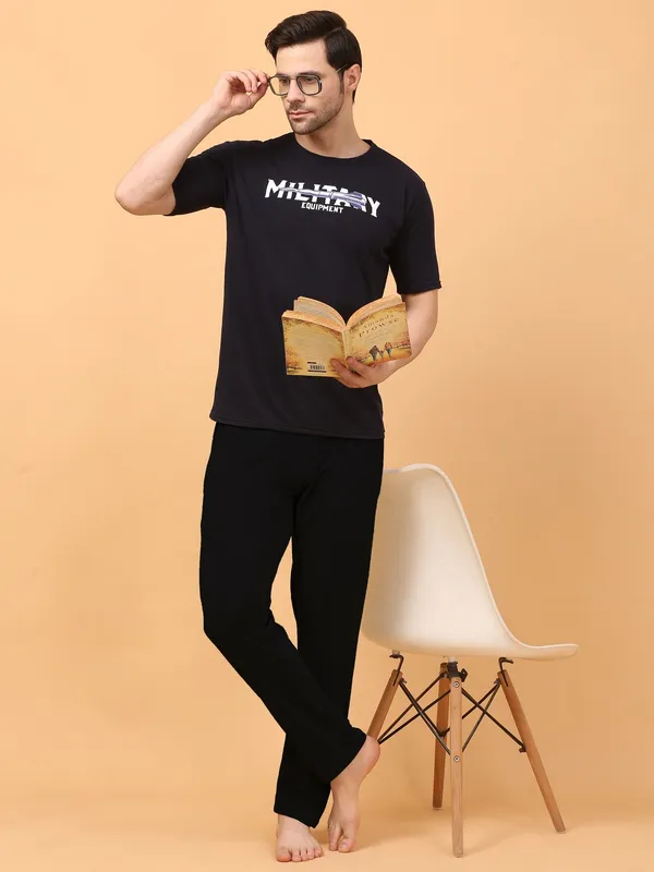 MEN_ROUNDNECK_HALF_MILITARY_NAVY_BLUE