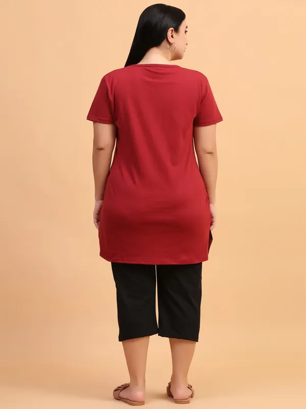 WOMEN_LONG_TSHIRT_FAITH_HOPE_LOVE(MAROON)