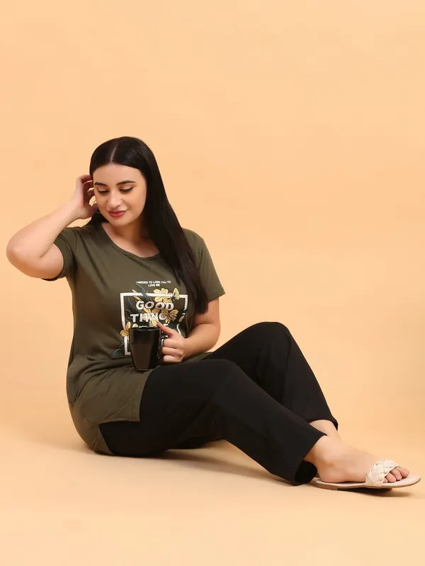WOMEN_LONG_TSHIRT_GOOD_THINGS(OLIVE)
