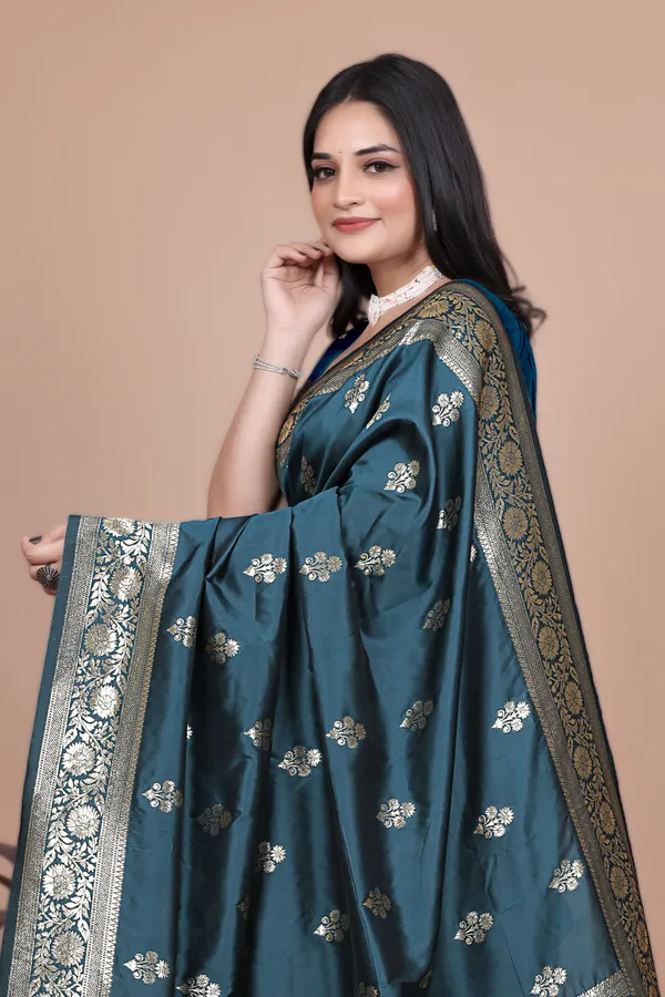 Teal_Banarasi_Silk_Saree_With_Majestic_Peacock_Pallu_For_Women