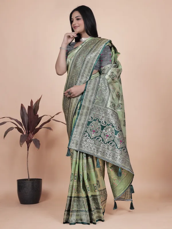 Pastel_Green_And_Dark_Green_Banarasi_Silk_Saree_With_Silver_Zari_Weaving_For_Women