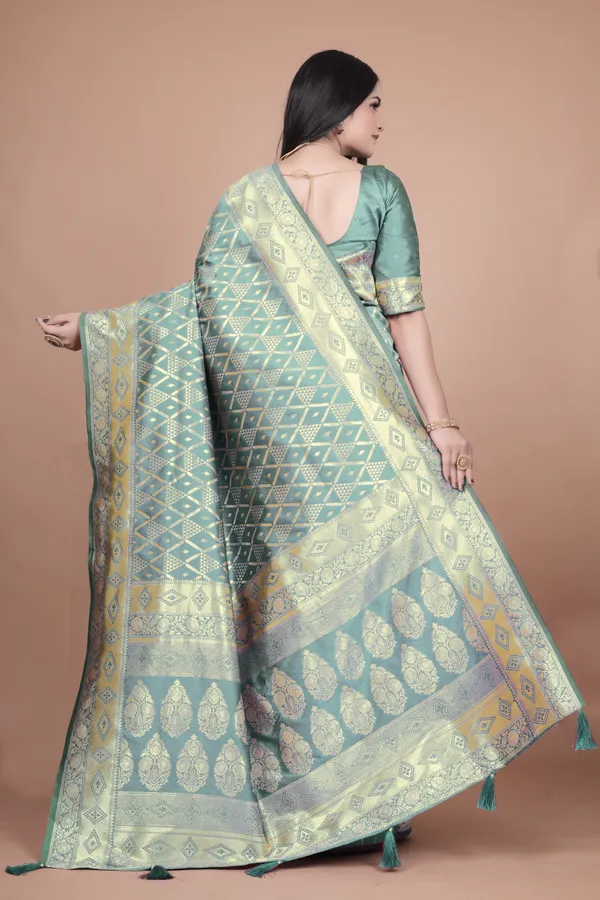 Pastel_Green_Banarasi_Silk_Saree_With_Golden_Zari_Geometric_&_Floral_Weaves_For_Women