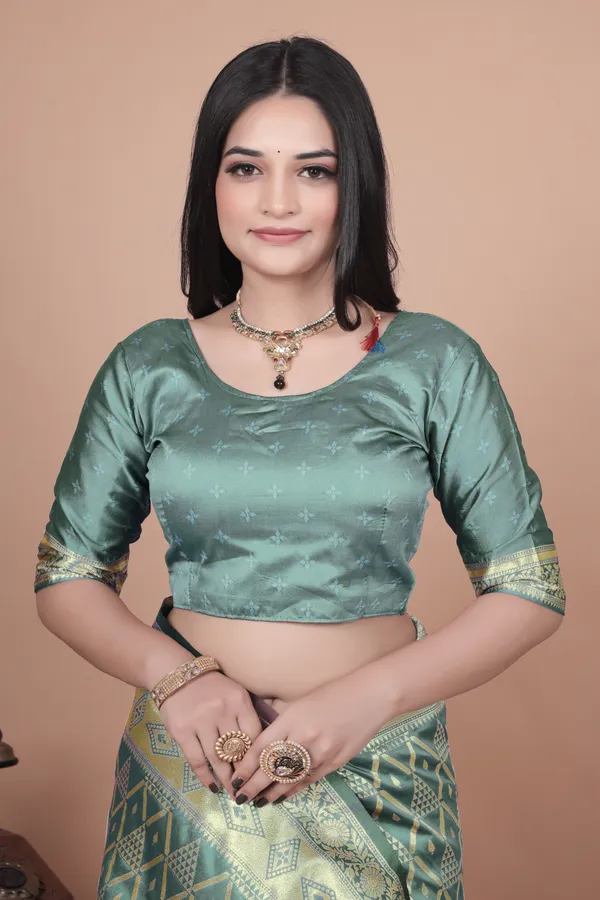 Pastel_Green_Banarasi_Silk_Saree_With_Golden_Zari_Geometric_&_Floral_Weaves_For_Women