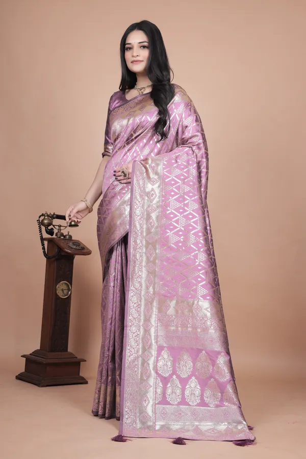 Lavender_Banarasi_Silk_Saree_With_Silver_Zari_Geometric_And_Floral_Design_For_Women