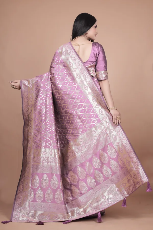 Lavender_Banarasi_Silk_Saree_With_Silver_Zari_Geometric_And_Floral_Design_For_Women