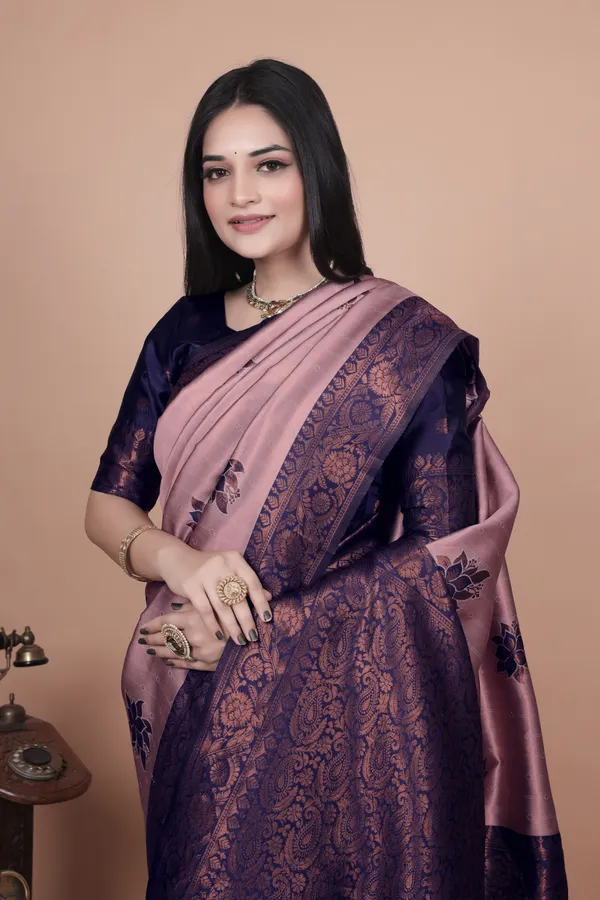 Lavender_Pink_Elegant_Silk_Saree_With_Navy_Blue_Zari_Border_&_Floral_Motifs_For_Women