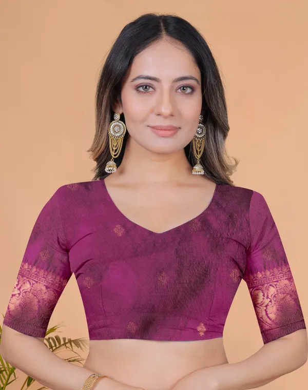 Beige_&_Plum_Zari_Woven_Banarasi_Silk_Saree_For_Women