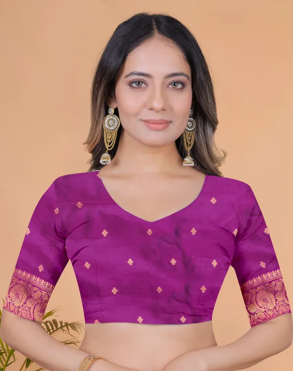 Grey_&_Green_Graceful_Banarasi_Silk_Saree_In_With_Magenta_Zari_Border_&_Blouse_Piece