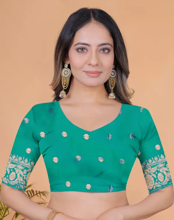 Green_Glow_Banarasi_Silk_Saree_For_Women
