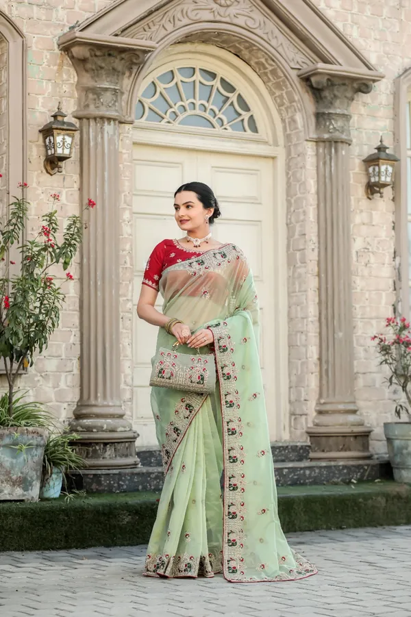 Green_Silk_HEAVY_EMBROIDER_WORK_SAREE_WITH_UNSTITCHED_BLOUSE_For_Women