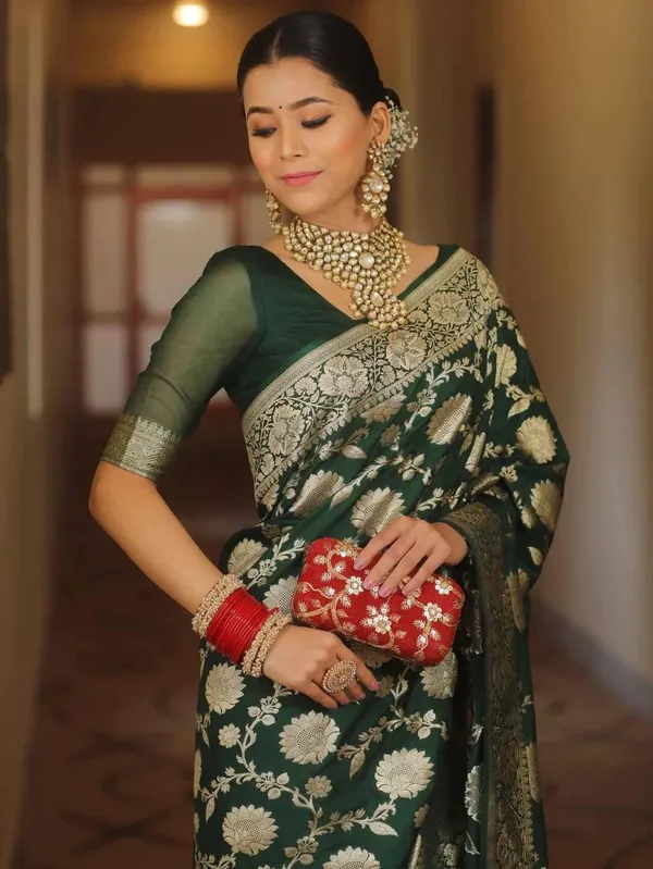 Green_Banarasi_Silk_Saree_With_Golden_Jari_Work_Pallu_For_Women