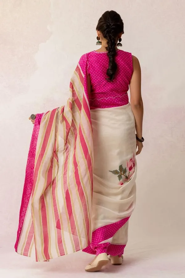 Pink_Linen_Rosette_Flow_Floral-Printed_Saree_For_Women