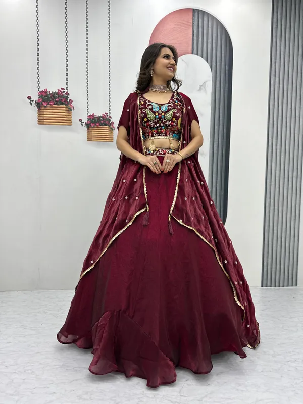 Maroon_Heavy_Embroidery_Thread_&_Sequence_Work_With_Fancy_Latakan_Lehenga_For_Women