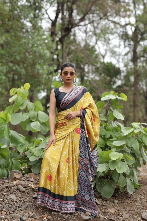 Yellow_Satin_Digital_Print_Saree_with_Glossy_Finish_For_Women