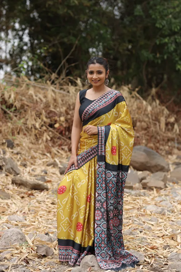 Yellow_Satin_Digital_Print_Saree_with_Glossy_Finish_For_Women