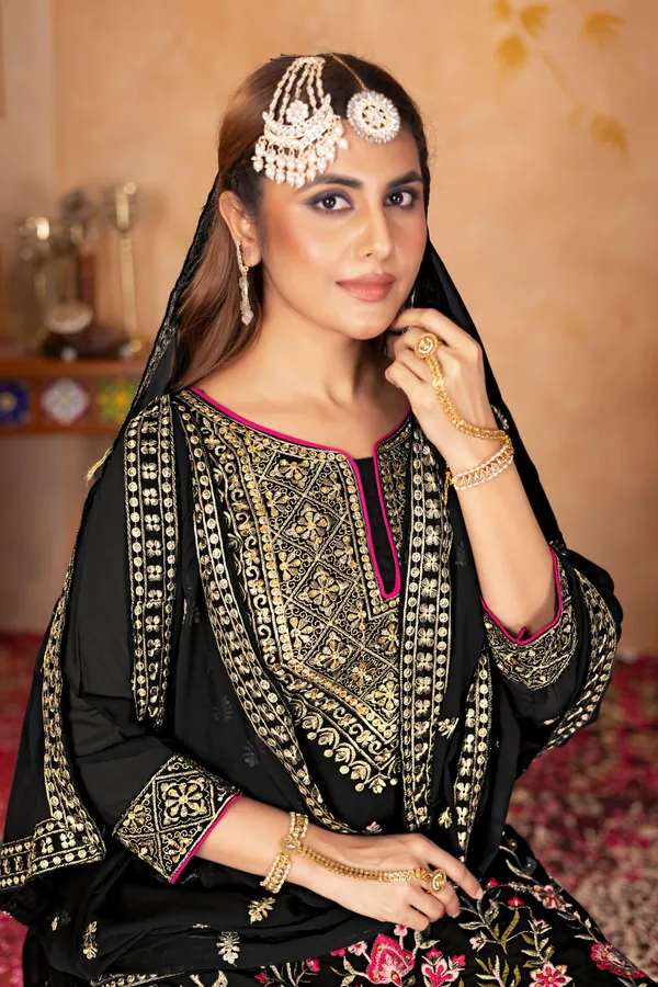 Black_Designer_Faux_Georgette_Party_Wear_3_Pis_Suit_Collection_For_Women