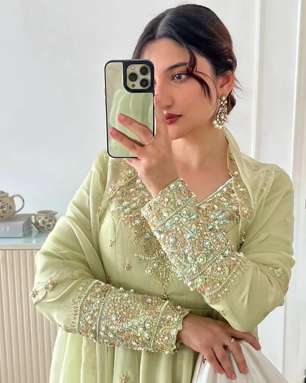 Light_Green_Heavy_Georgette_With_Full_Heavy_Embroidery_Rembo_Sequence_Work_With_Moti_Work_With_Sleeve_For_Women