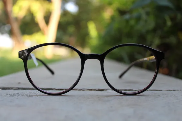 Black_Round_Shape_Tr_Full_Rim_Frames_Lightweight_Eyeframes_And_Eyewear_For_Unisex_|_Blue_Ray_Zero_Power
