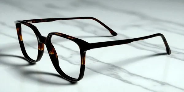 Brown_&_Maroon_Wayfarer_Shaped_Premium_Acetate_Full_Rim_Women_Lightweight_Premium_Eye_Frames_For_Unisex_|_Blue_Ray_Zero_Power