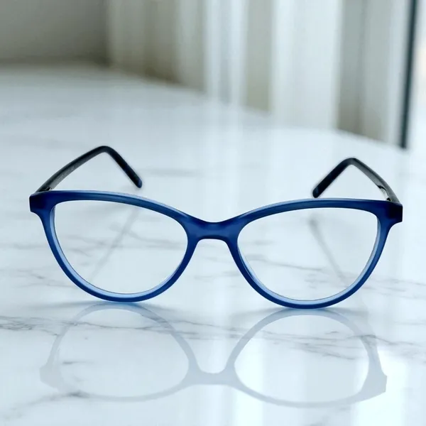 Blue_&_Black_Cat_Eye_Shaped_Premium_Acetate_Full_Rim_Women_Lightweight_Premium_Eye_Frames_For_Unisex_|_Blue_Ray_Zero_Power