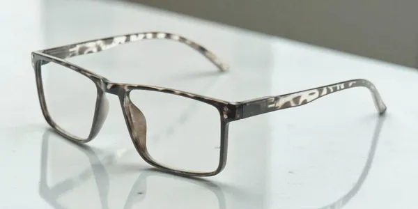 White_Square_Shape_Tr_Full_Rim_Frames_Lightweight_Eyeframes_And_Eyewear_For_Unisex_|_Blue_Ray_Zero_Power