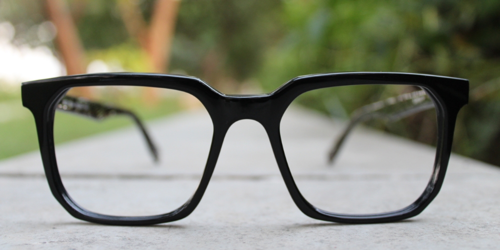 Black_&_White_Wayfarer_Shaped_Premium_Acetate_Full_Rim_Lightweight_Premium_Eye_Frames_For_Unisex_|_Blue_Ray_Zero_Power