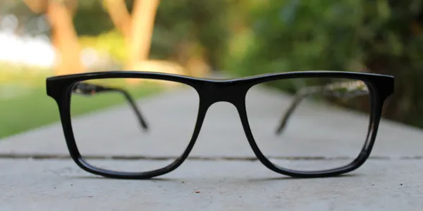Black_&_White_Square_Shaped_Premium_Acetate_Full_Rim_Lightweight_Premium_Eye_Frames_For_Unisex_|_Blue_Ray_Zero_Power