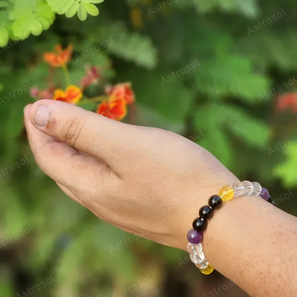Libra_Zodiac_Healing_Bracelet_(Sept_23_–_Oct_22)_–_Rose_Quartz_&_Lapis_Lazuli_for_Harmony_&_Balance