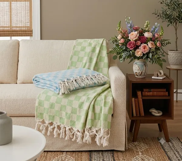 Pack_Of_2_Top_Quality_Sky_Blue_&_Green_3D_Bhagalpuri_Dull_Chadar_All_Seasons