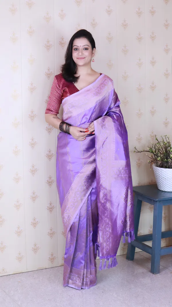Lavender_Soft_Silk_With_Flower_Meenakari_Motifs_Saree_With_Blouse_Piece_For_Women_&_Girl