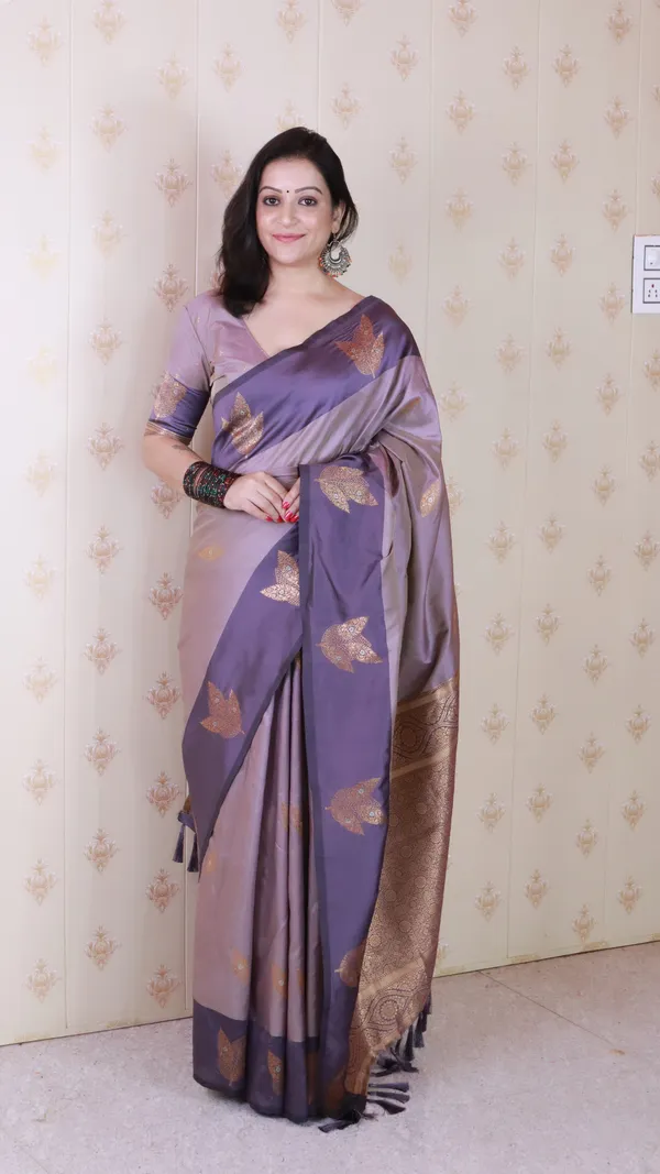 Lavender_Soft_Silk_With_Zig_Zag_Motifs_Saree_With_Blouse_Piece_For_Women_&_Girl