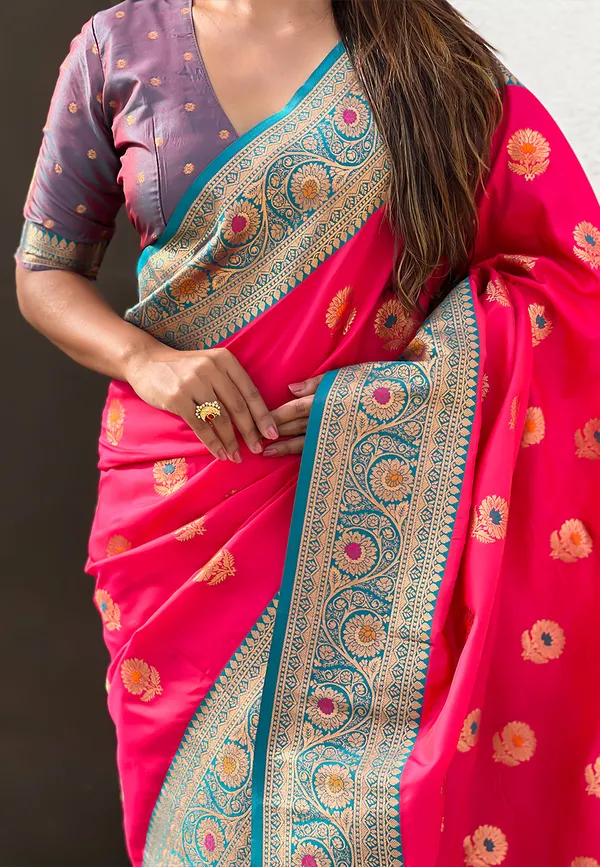 Red_Soft_Silk_With_Flower_Butta_Meenakari_Motifs_Saree_With_Blouse_Piece_For_Women_&_Girl