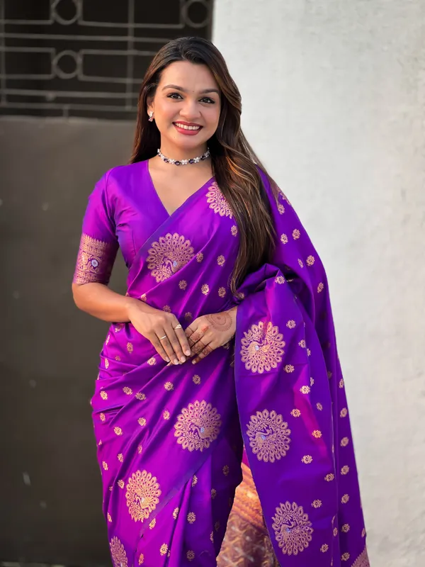 Violet_Premium_Soft_Moonga_Silk_With_Blouse_Piece_For_Women_&_Girls