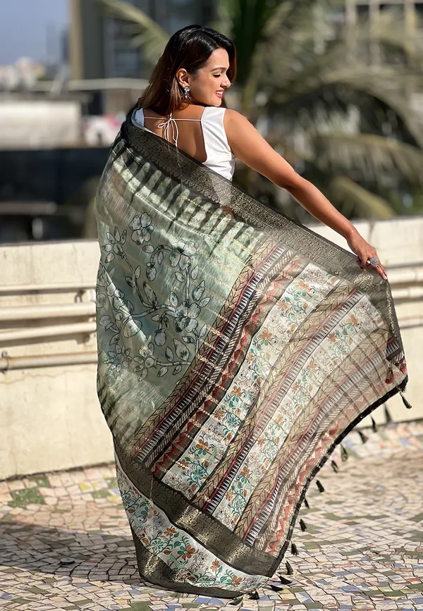 Green_Soft_Chanderi_Crush_Saree_With_Floral_Prints_Saree_With_Blouse_Piece_For_Women_&_Girl
