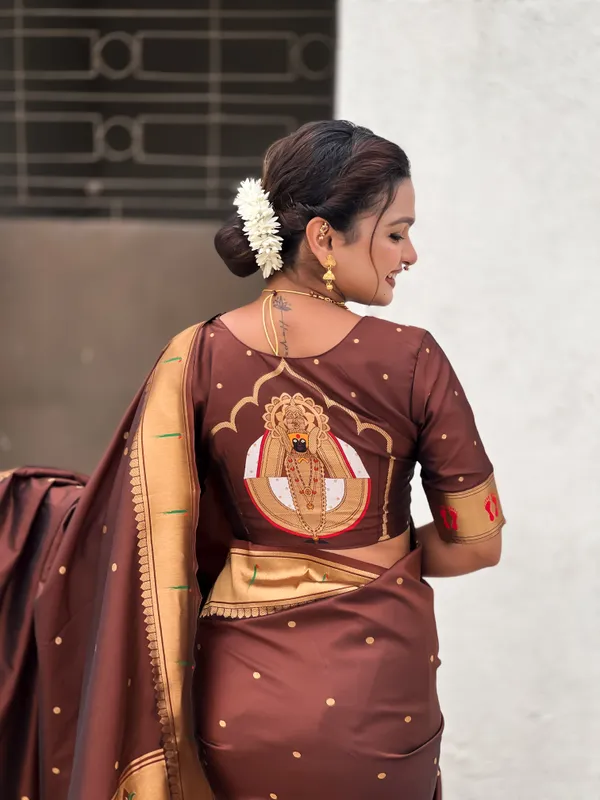 Coffee_Soft_Silk_With_Floral_Motifs_Weaved_Saree_With_Blouse_Piece_For_Women_&_Girl