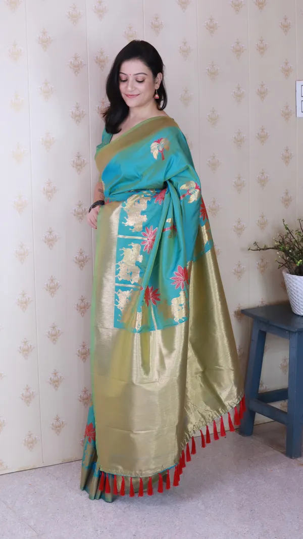 Sky_Soft_Silk_With_Flower_Meenakari_Motifs_Saree_With_Blouse_Piece_For_Women_&_Girl