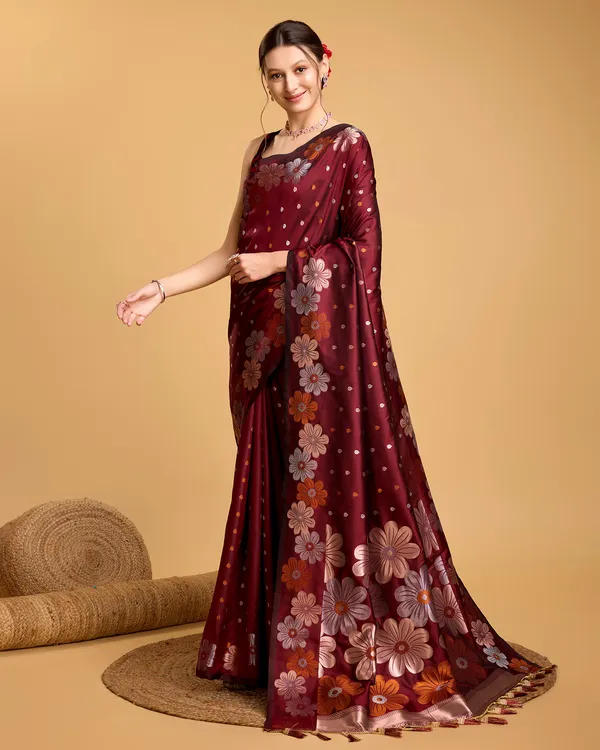 Maroon_Patola_Silk_Weaved_Saree_With_Contrast_Meenakari_Saree_For_Women_&_Girls