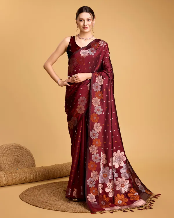 Maroon_Patola_Silk_Weaved_Saree_With_Contrast_Meenakari_Saree_For_Women_&_Girls